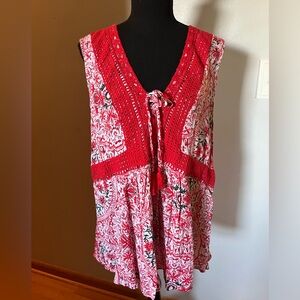 Torrid Babydoll Crinkle Gauze Crochet Inset‎ Lace-Up Top Size 2 2X